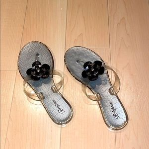 Never worn Brighton flip flops, size 7-8